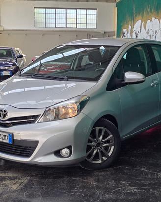 Toyota Yaris 1.4 D-4D 5 porte Lounge