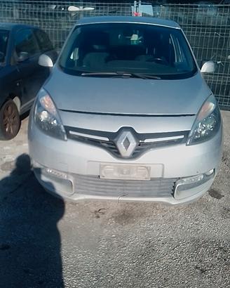 renault scenic ricambi 2013