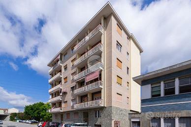 3 LOCALI A RIVOLI