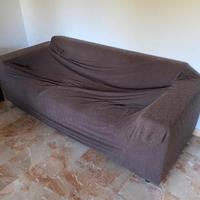Divano tre posti