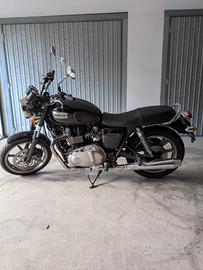 Triumph Bonneville SE