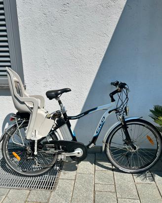 Bici elettrica, revisionata + seggiolino bambino