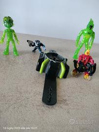 Ben10 orologio funzionante più 6 pupazzi 