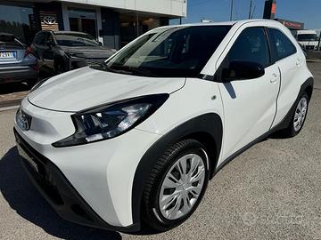 Toyota Aygo X 1.0B (72 CV) Active