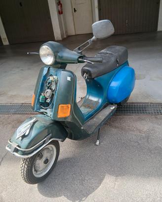 Piaggio cosa 1 89 targata roma da passaggio