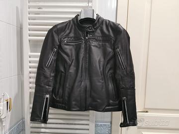 giubbotto pelle nera donna taglia 46 mai usato