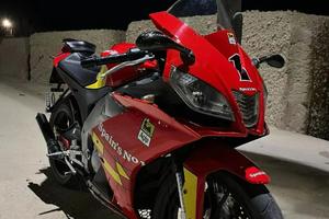 aprilia rs4 versione spain