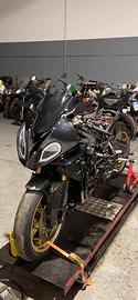 Meccanico moto con esperienza