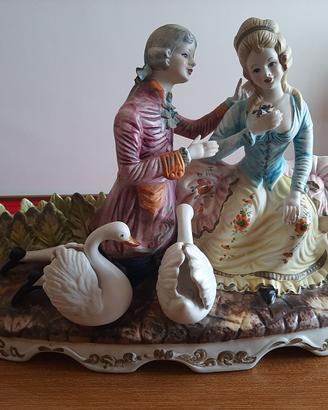 Statua in ceramica di Capodimonte