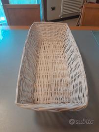 Cesto in vimini bianco