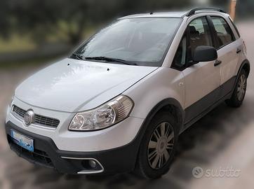 FIAT SEDICI - metano bianca
