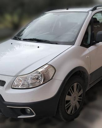 FIAT SEDICI - metano bianca