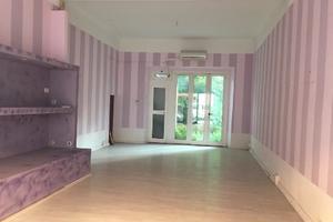 Locale commerciale uso negozio/ufficio