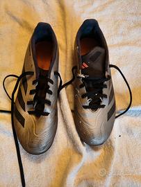 scarpe argento Adidas Predator numero 38