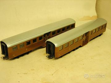 2  VAGONI  CORBELLINI  FS