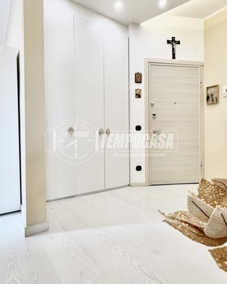 AMPIO QUADRILOCALE IN CENTRO CON BOX