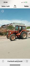 Trattore agricolo