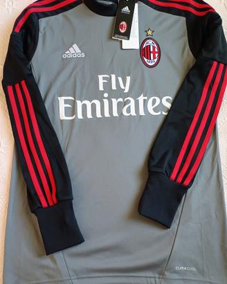 Maglia Adidas Milan con etichetta 
