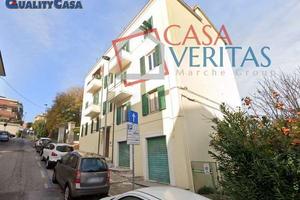 Trilocale recente ristrutturazione Ancona - Via Sc