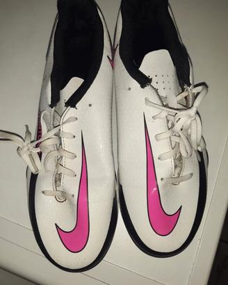 Scarpe da calcio Nike nr.38.5
