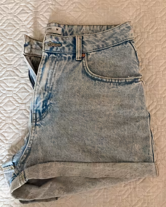 Pantalocini