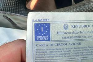 Citronen C1  anno 03/2006 con 137400 km