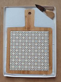 Tagliere con mattonella in ceramica 