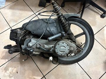 Blocco motore liberty 50 4t 2v/zip 50 4t 2V