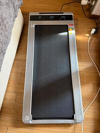 Tapis roulant elettrico salvaspazio come nuovo