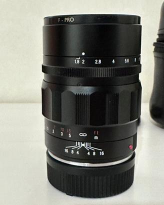 Voigtlander Helliar VM 75mm f1.8 attacco Leica M