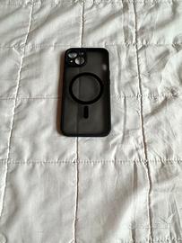 Cover magnetica nera iPhone 15 + 2 vetri