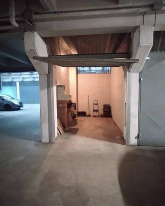Box / Garage di 12 m² a Torino