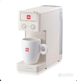 macchina Illy a capsule. 