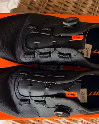 Scarpe da ciclismo DTM nere