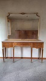 Console con specchiera