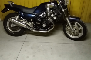 Yamaha FZX 750