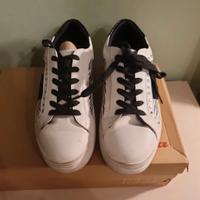 sneakers in pelle
