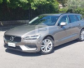 VOLVO V60 B4 (d) Geartronic Momentum Business Pro