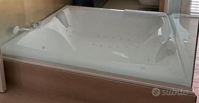 Vasca idromassaggio due posti