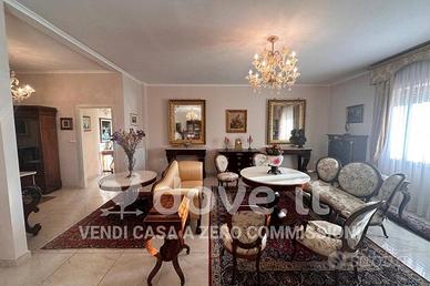 Appartamento Via Gennaro Tescione, 146, 81100, Cas