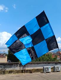 bandiera a scacchi  nerazzurri 