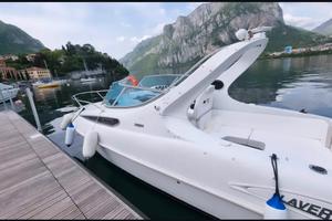 barca a motore 
