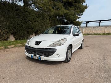 Peugeot 206 +