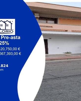 Immobile in asta di 305 m² con più di 5 locali a O