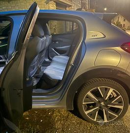 PEUGEOT GT-LINE 2022 CAMBIO AUTOMATICO