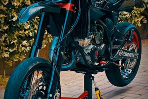 Husqvarna sm 125 (144) 2009