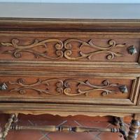 Cassettiera in legno