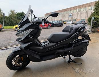 Voge Sfida SR4 400 DEL 2023