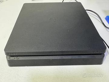 PS4 Slim 1TB + Giochi + Cuffie