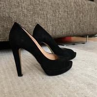 Scarpa décolleté spuntata tacco alto